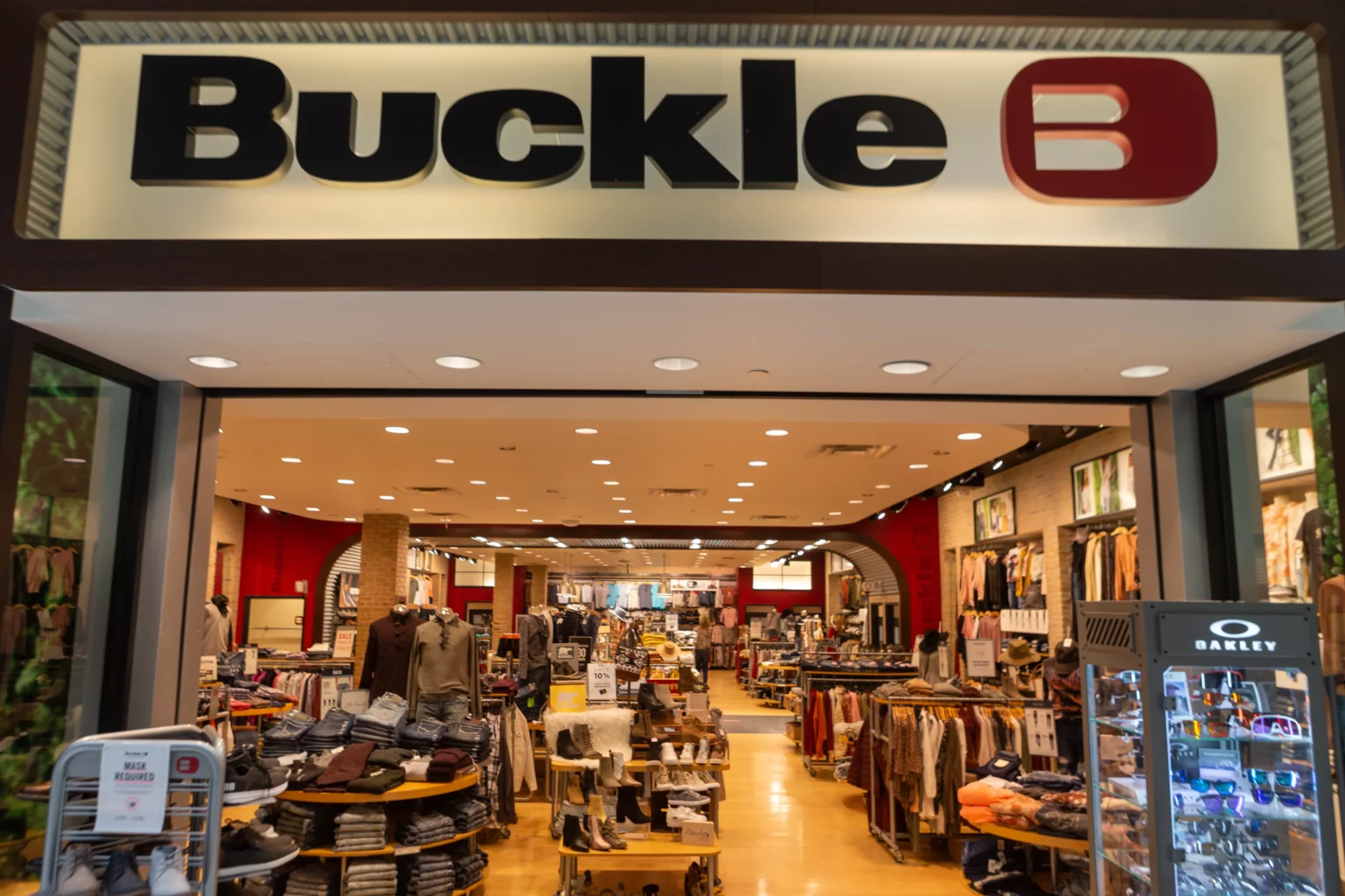 How to Sell to Buckle Store